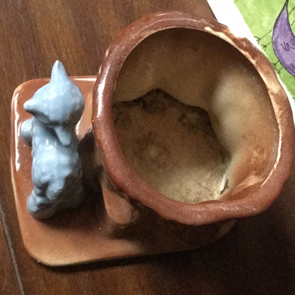 Mother’s Day brunch farmer’s market ikebana garden floral art lamb pottery vase - Picture 2 of 7